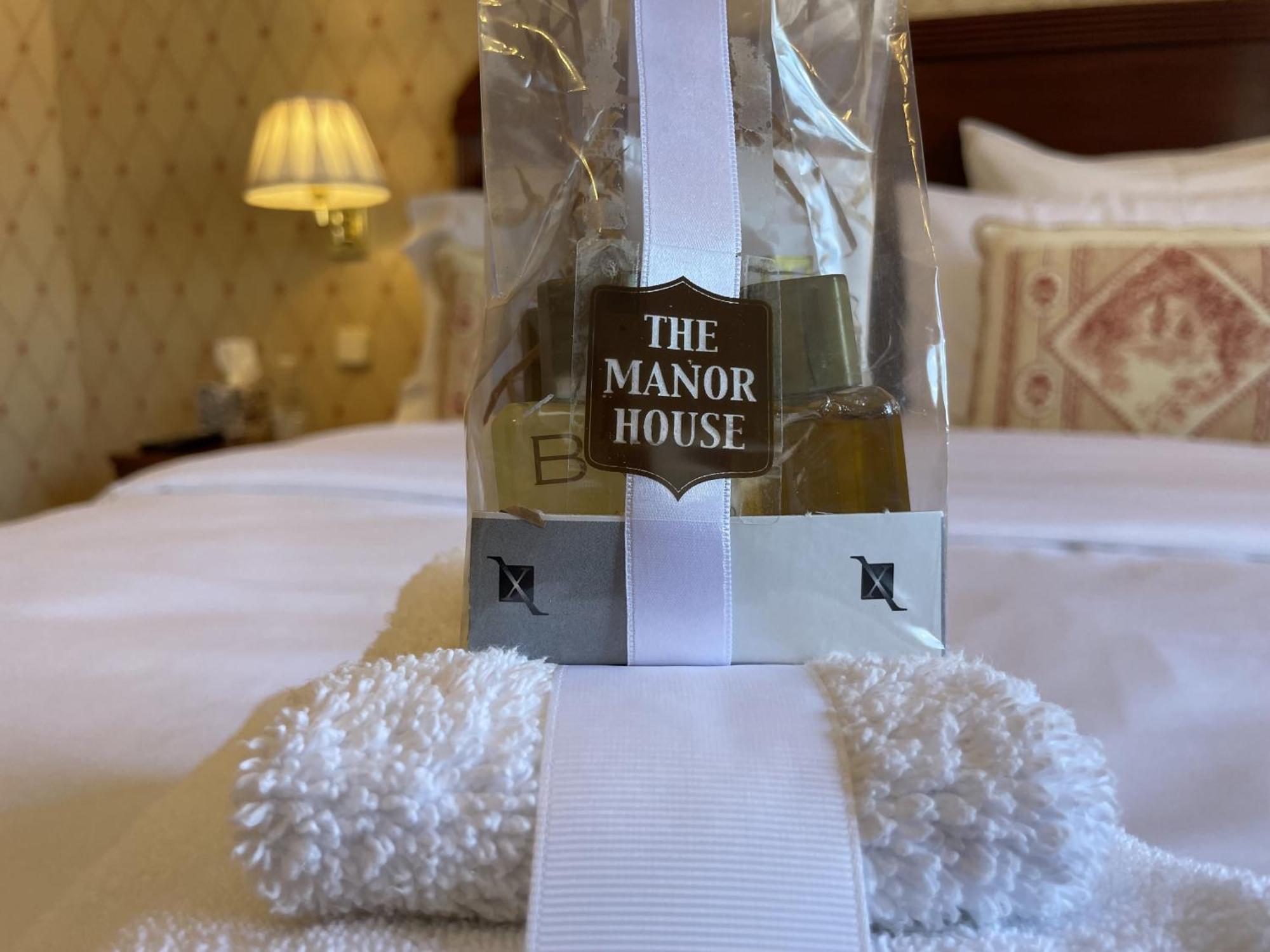 La Guardia The Manor House 게스트하우스 외부 사진