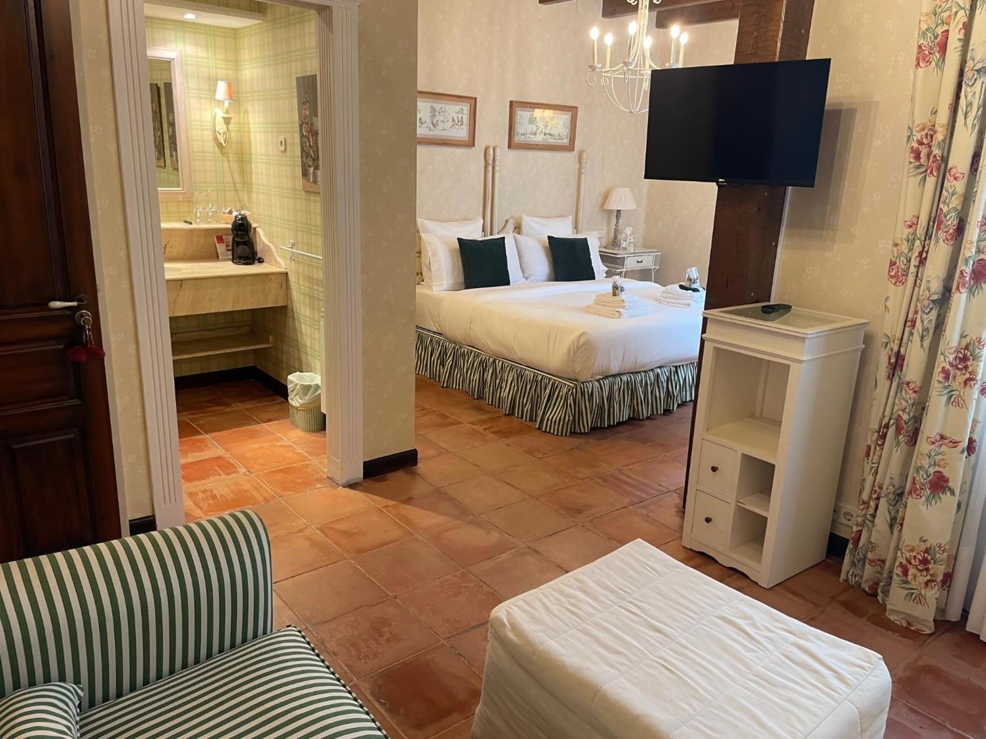 La Guardia The Manor House 게스트하우스 외부 사진